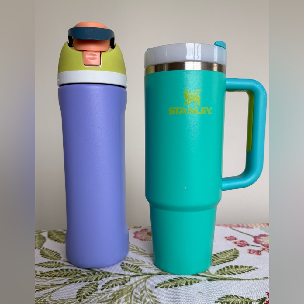 Stanley 30oz Quencher and Owala 25 oz FreeSip